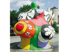 Выставка-бестселлер «Ники, Кусама, Мураками» в Ганновере