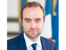 Карточный домик Эмманюэля Макрона